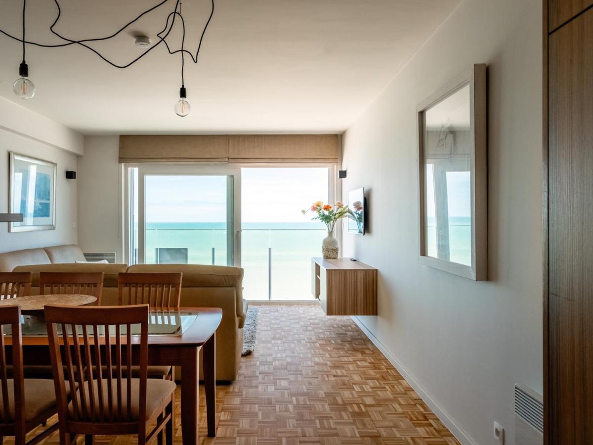 Sea You Soon - Appartement Met Toplocatie Op De Zeedijk Met 2 Slaapkamers Middelkerke Zewnętrze zdjęcie